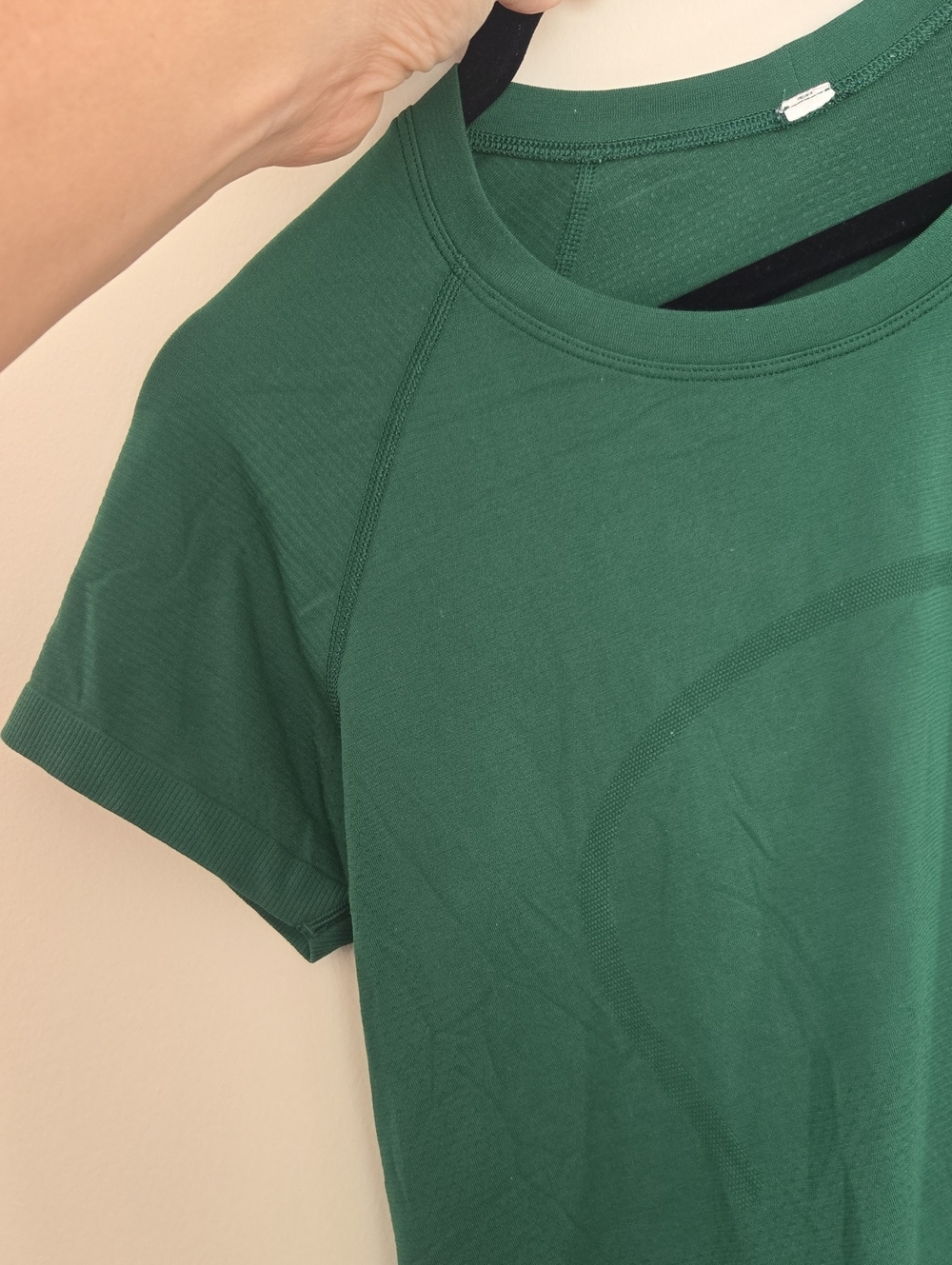 Lululemon Swiftly Tech 2.0 Hip Length Short Sleeve Green Size 12 - Picture 10 of 16
